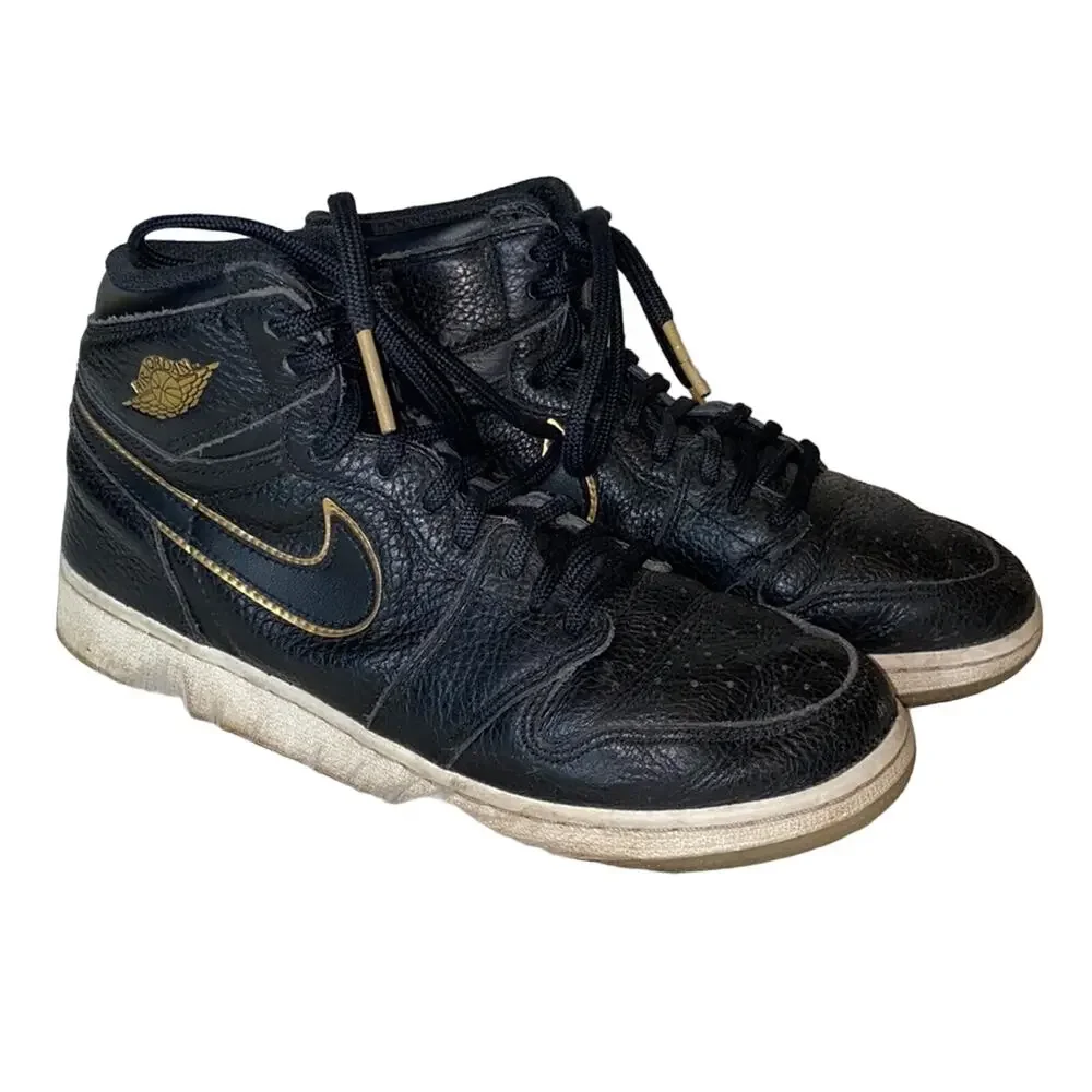Nike Youth Retro High City of Flight Sneakers 6.5Y